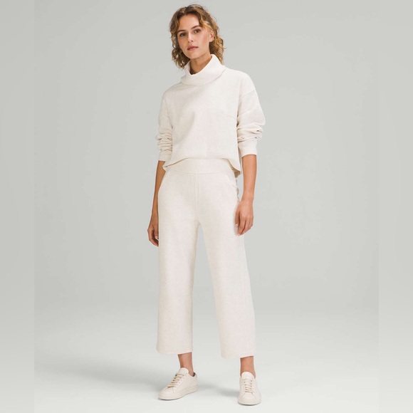 Lululemon Ribbed High Rise Straight Leg Crop 23” - Picture 1 of 8